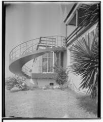 Go to image 2.