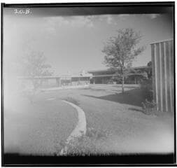 Go to image 4.