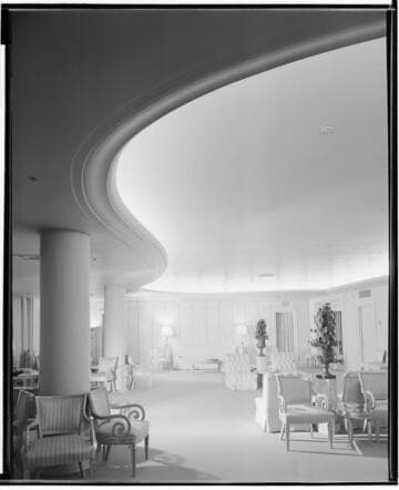 Saks [Fifth Avenue]