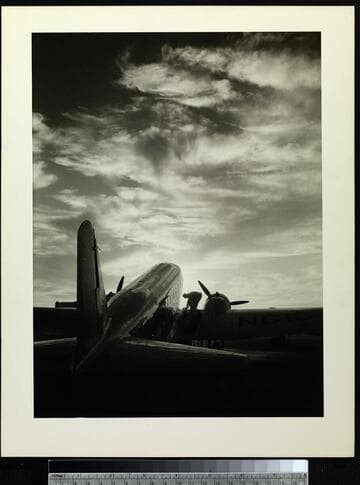 [Airplane]