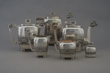Coffee pot